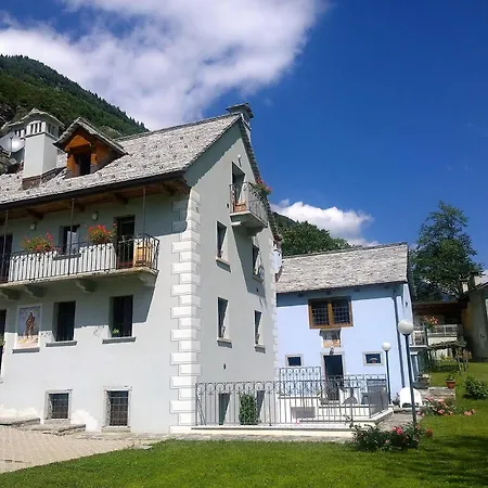Apartment Antico Borgo 1 *