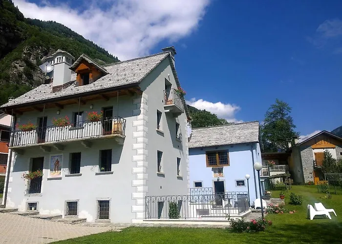 Apartment Antico Borgo 1 *